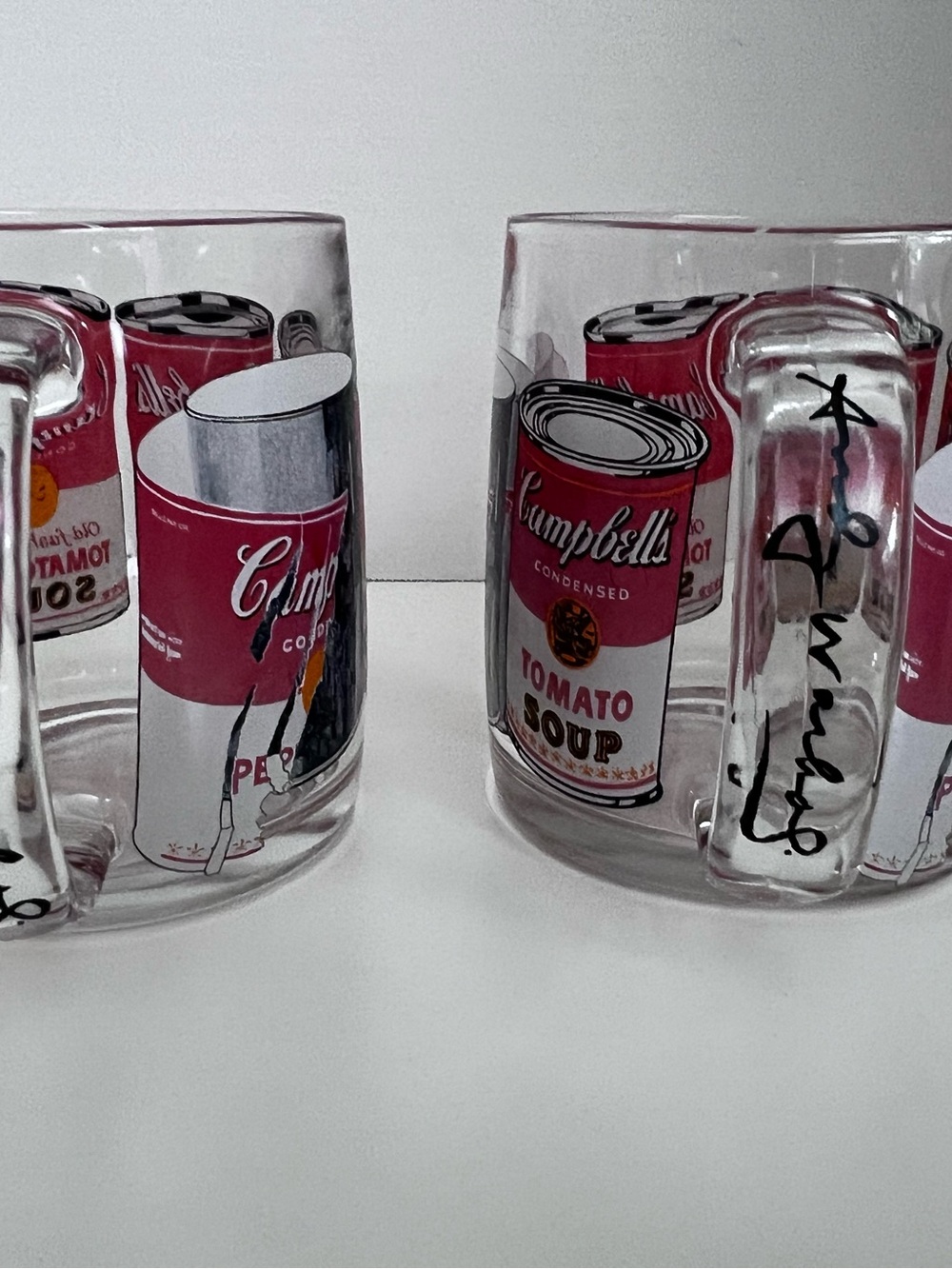 Andy Warhol Pop Art Red Tomato Soup Glass Mug - Set of 2 - Picture 3 of 4